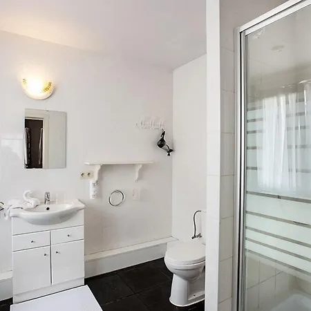 Cathedral Centrum 3*