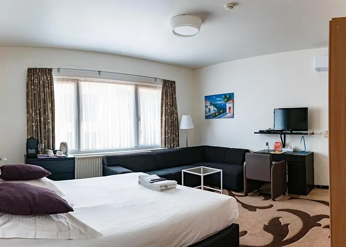 Cathedral Centrum 3*