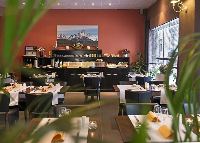 Cathedral Centrum 3* Γάνδη