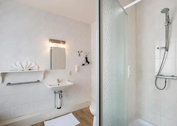 Cathedral Centrum Hotell 3*